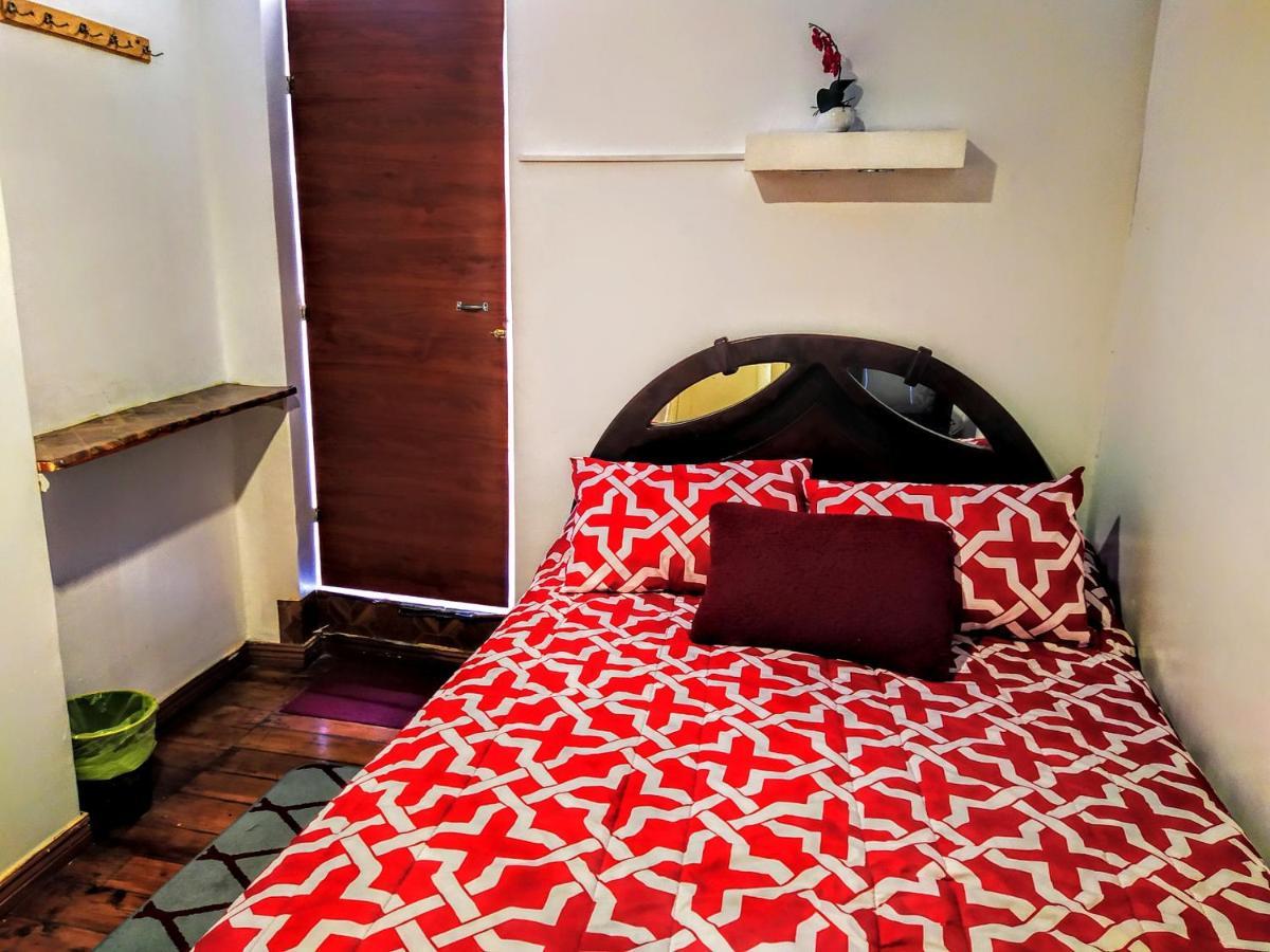 Hostal Latitud Ecuem Κίτο Εξωτερικό φωτογραφία