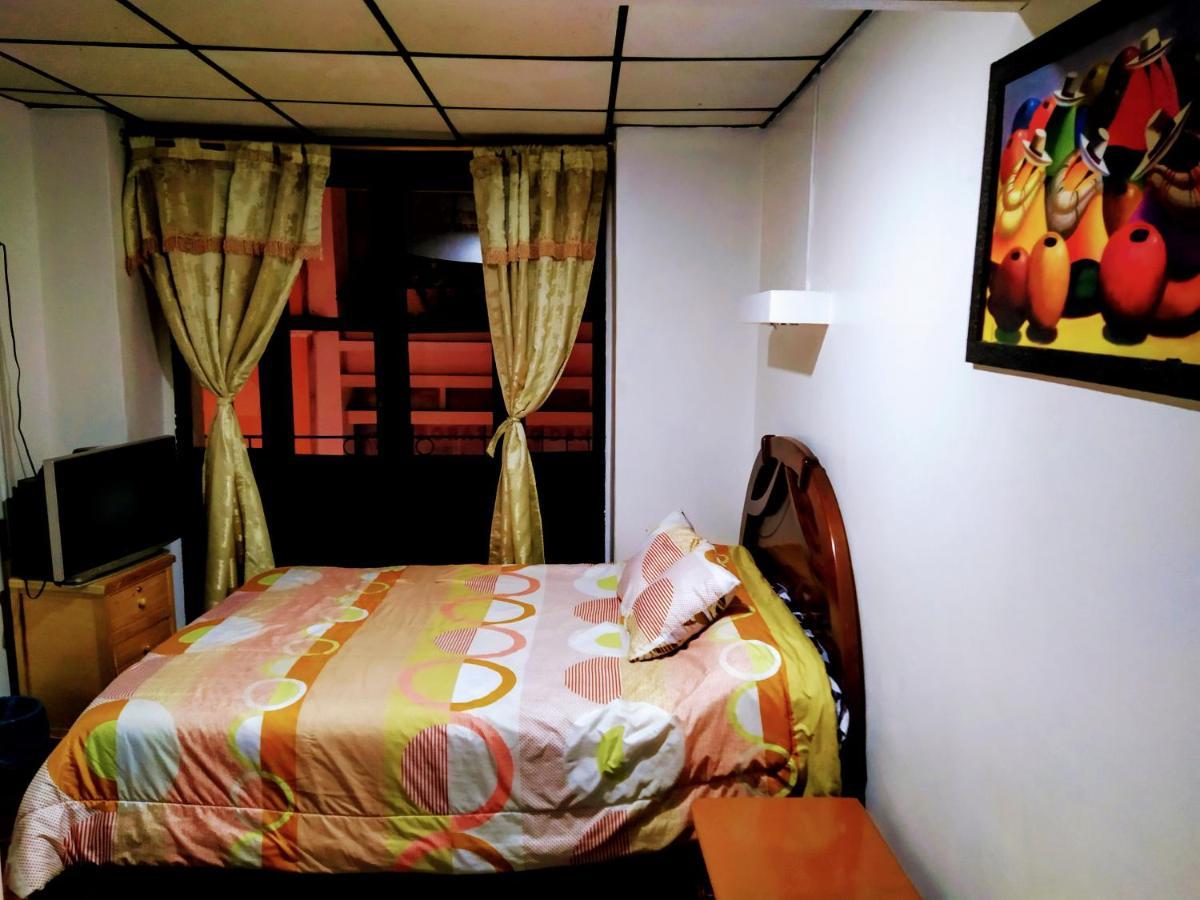 Hostal Latitud Ecuem Κίτο Εξωτερικό φωτογραφία
